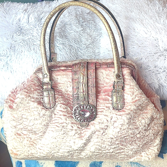 Pink faux fur Raviani satchel purse - Picture 1 of 8